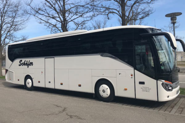 MAN Lions Intercity Bus für 54 oder 57 Personen in München mieten
